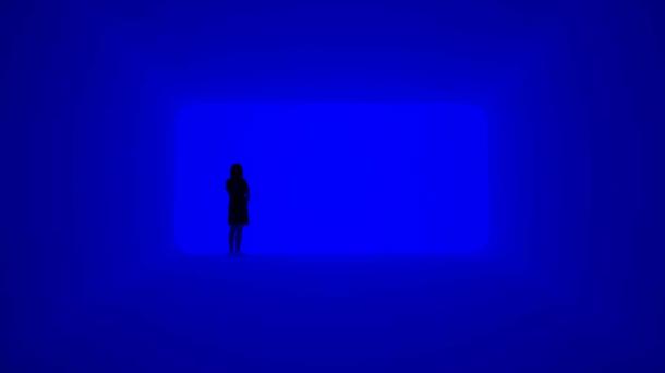 This image has an empty alt attribute; its file name is jamesturrell.firstlight.jpeg